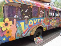 A hippy-dippy schoolbus